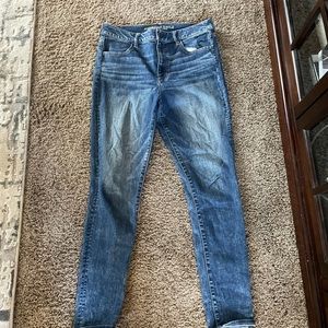 American Eagle Hi-Rise Jegging